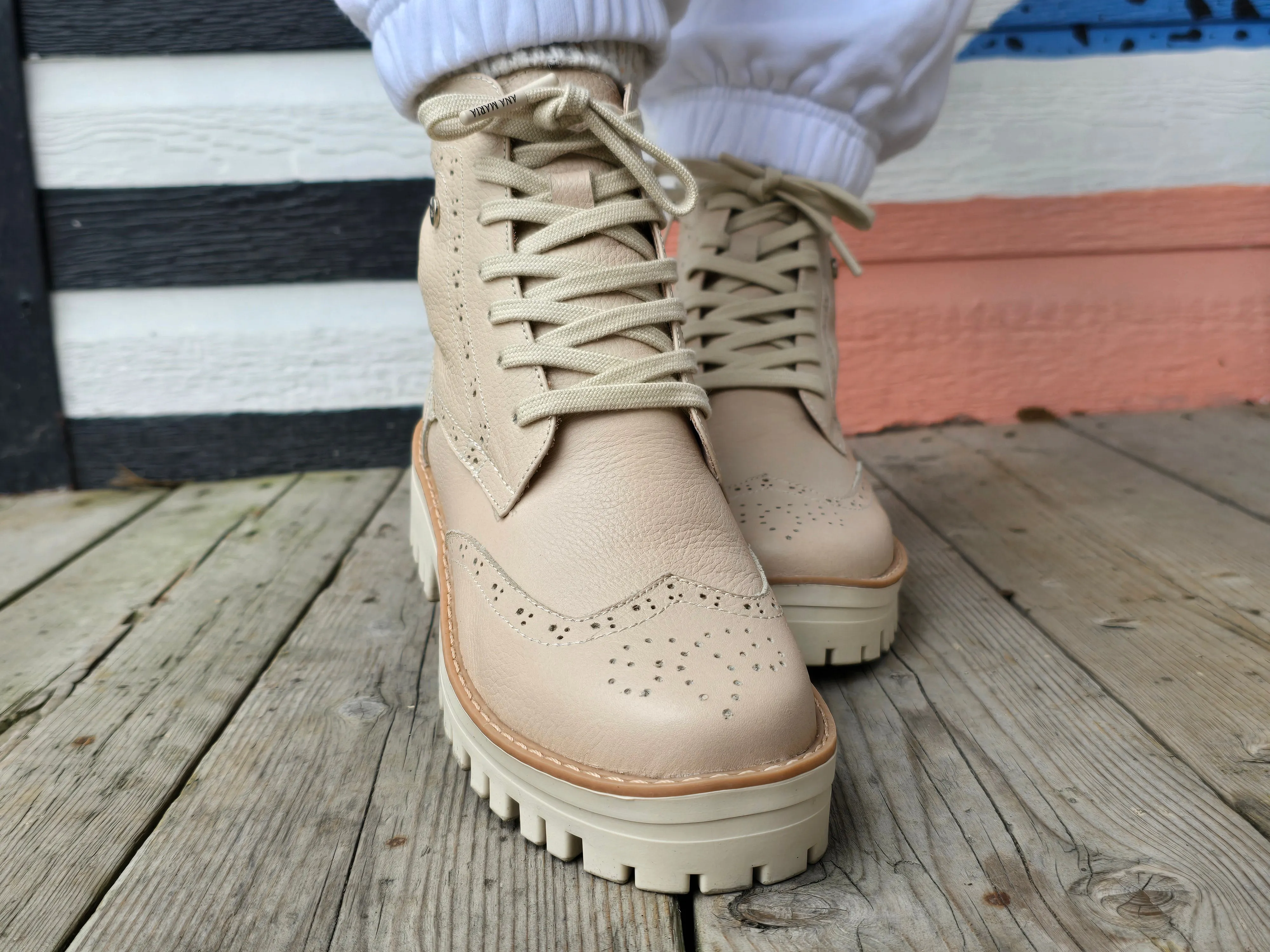 BEIGE-BOOTS COMBAT