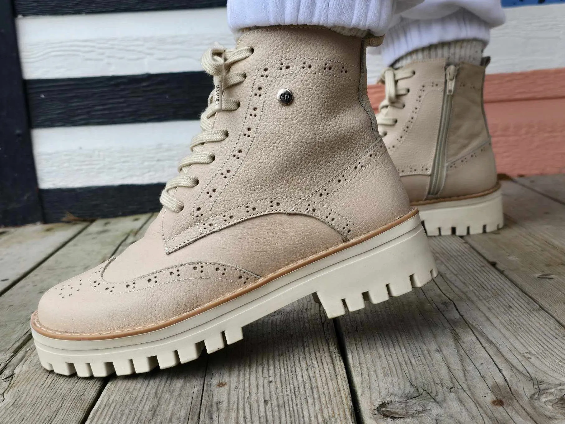 BEIGE-BOOTS COMBAT