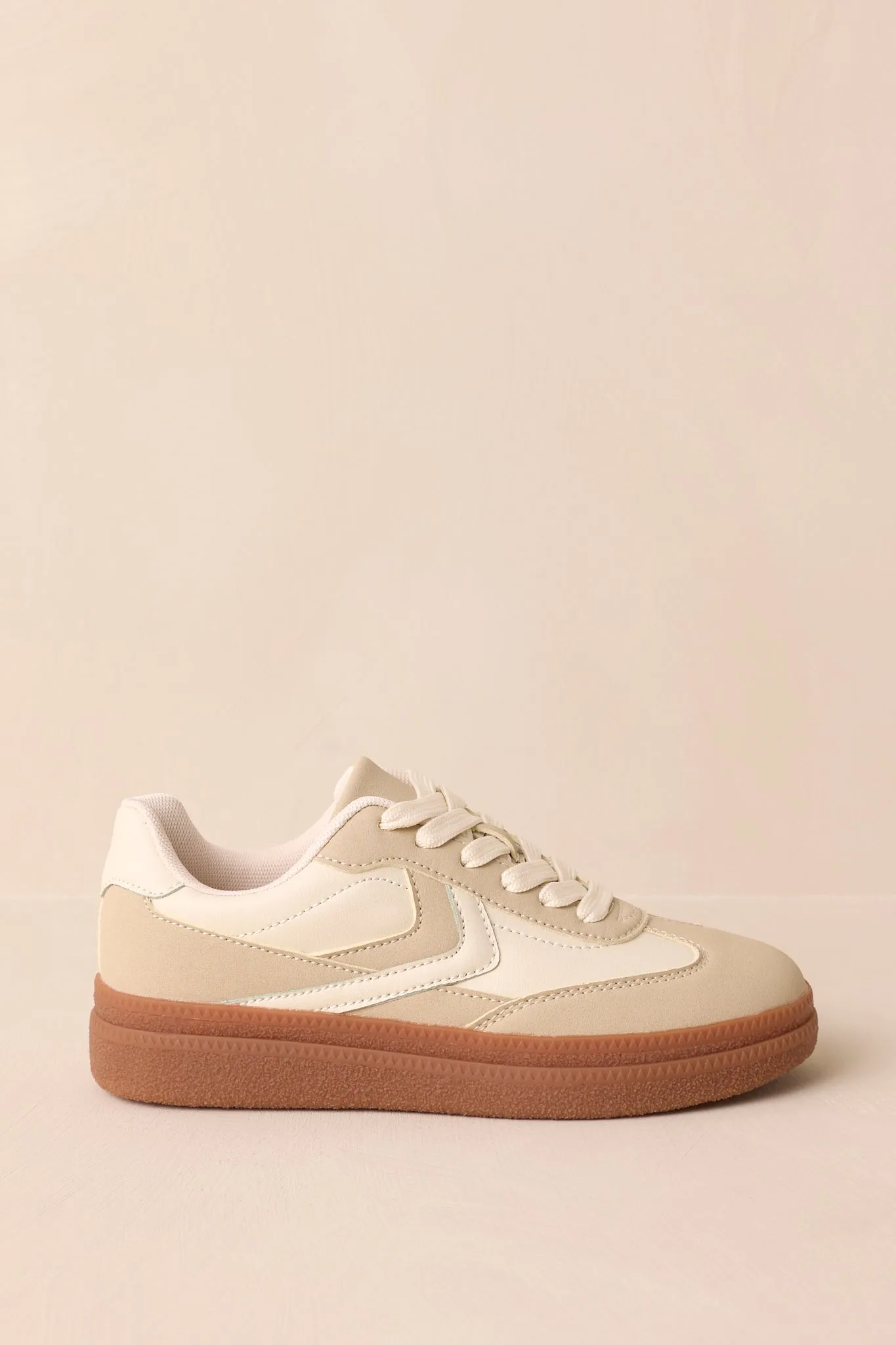 Catching Moments White & Beige Sneaker