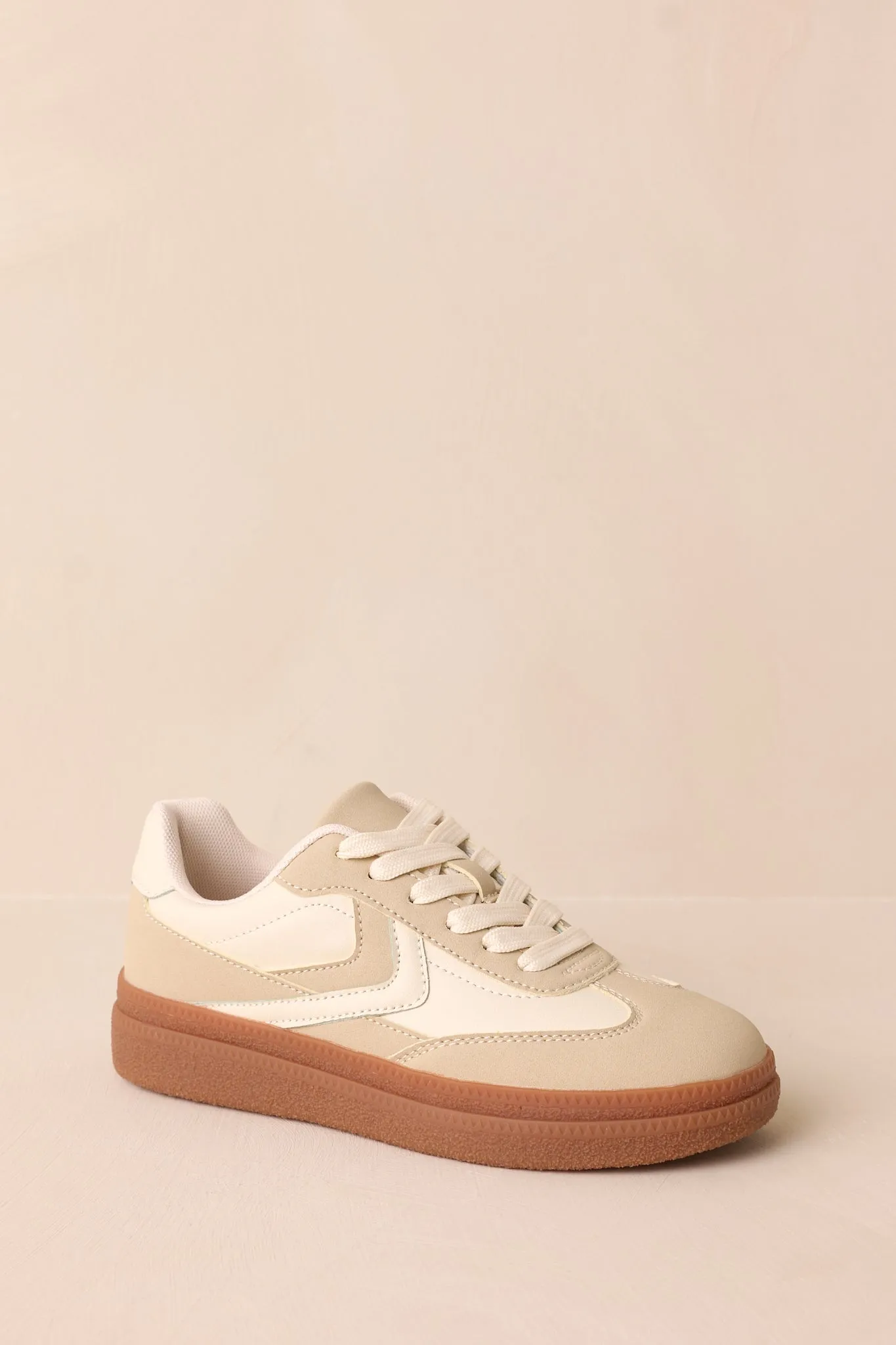 Catching Moments White & Beige Sneaker