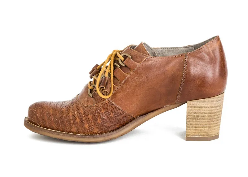 Cognac Laser-Cut Leather Shoe