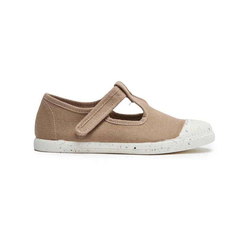 ECO-friendly T-band Sneakers in Camel by childrenchic