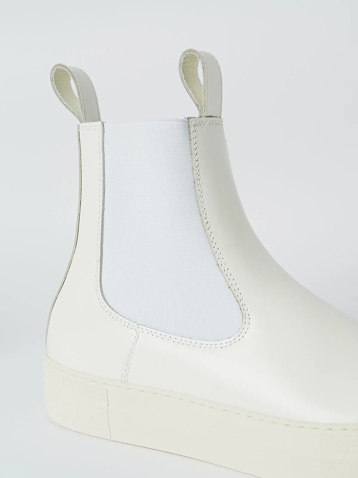 Faith Chelsea Boots in White Leather