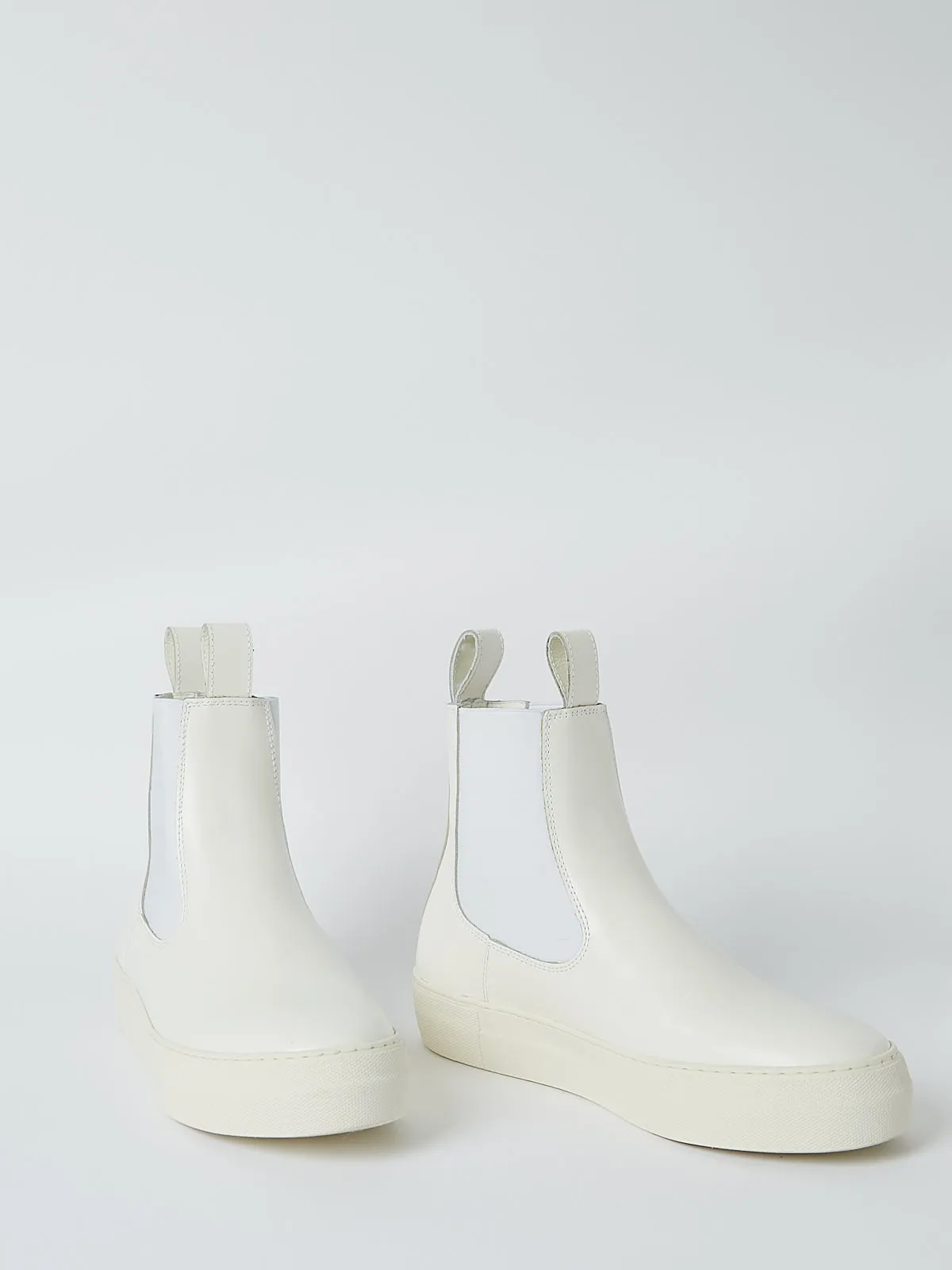 Faith Chelsea Boots in White Leather