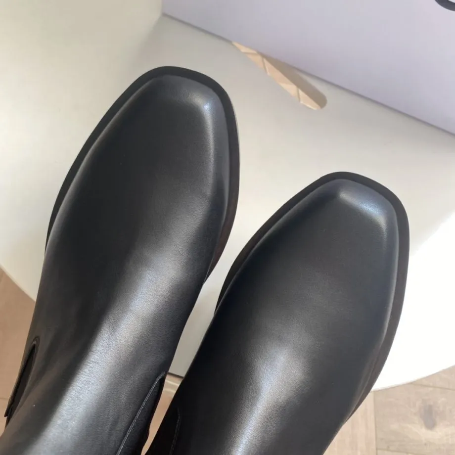 Given Chelsea Boots In Smooth Box Black For Men GVC  BH6033H0VG-001