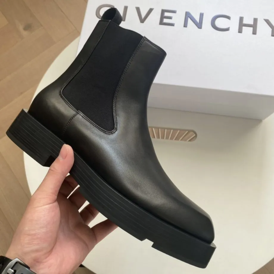 Given Chelsea Boots In Smooth Box Black For Men GVC  BH6033H0VG-001