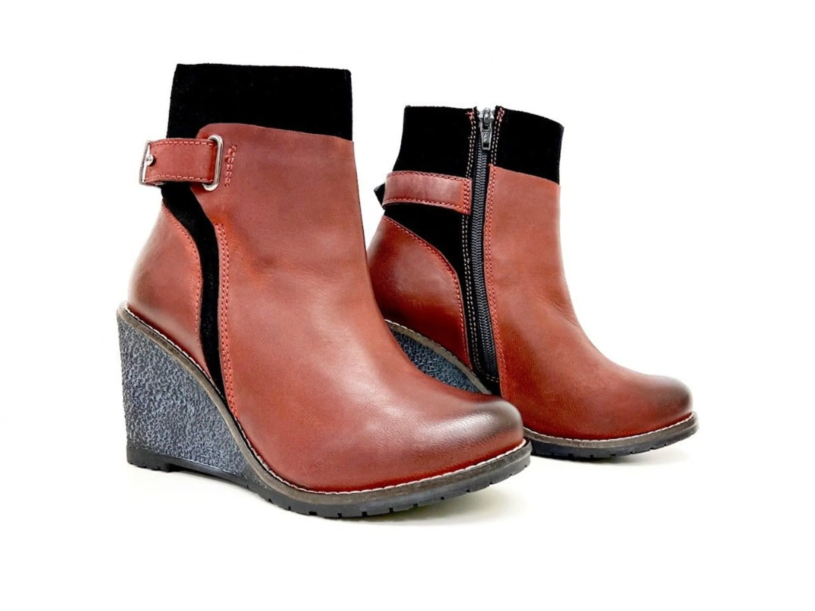 Isabel Wedge Boot