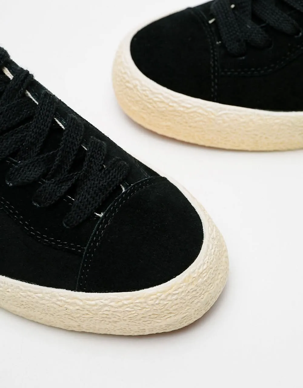 Last Resort AB VM002 Suede Lo Skate Shoes - Black/White