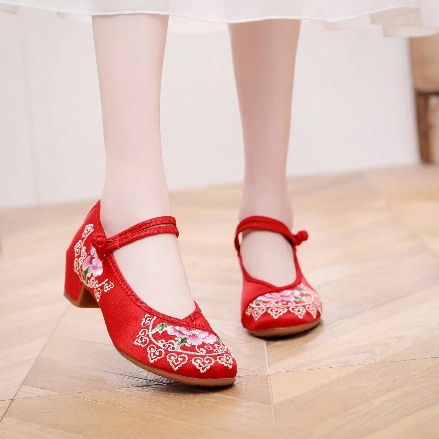 Magic Silk Square With Cheongsam For Canvas Shoes