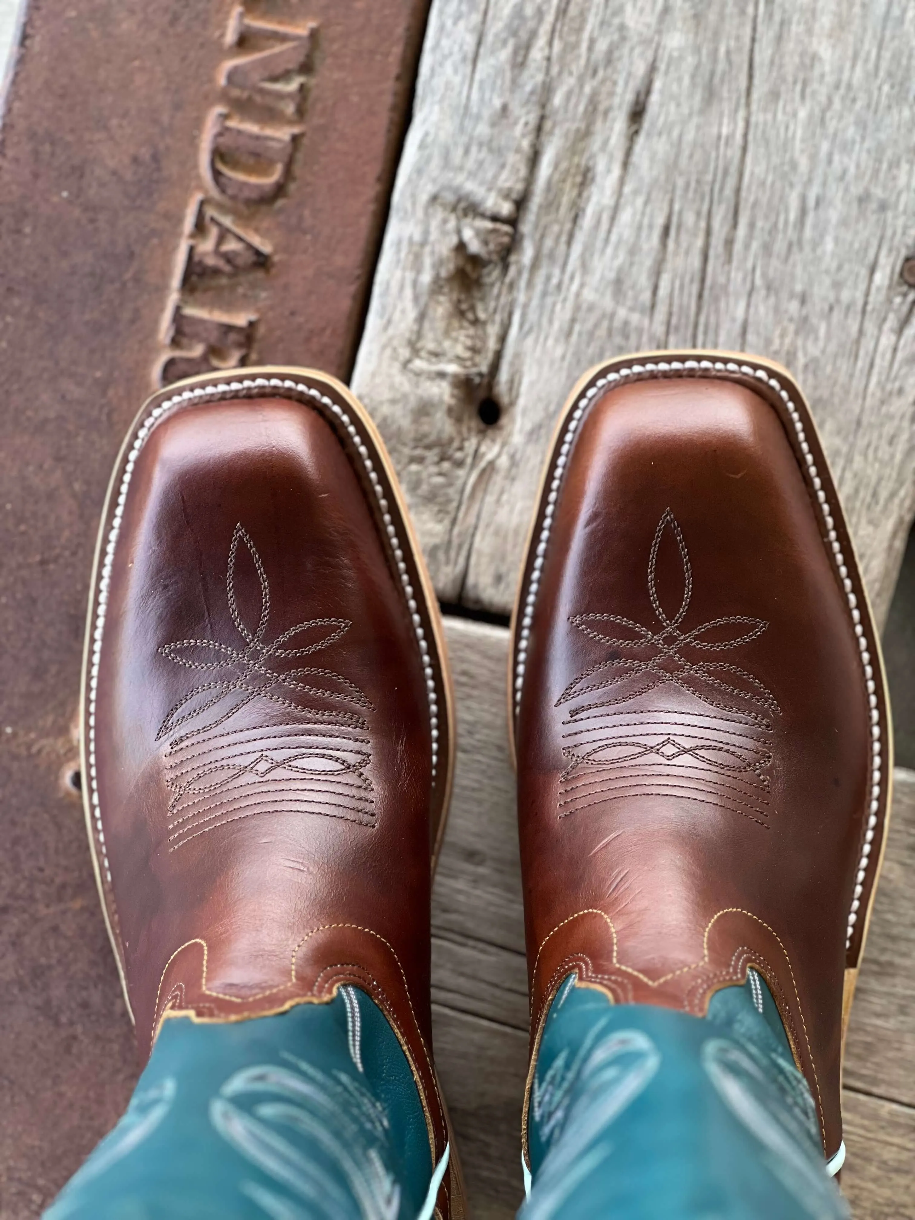 Olathe Boot Co.  | Chocolate Horsebutt Boot