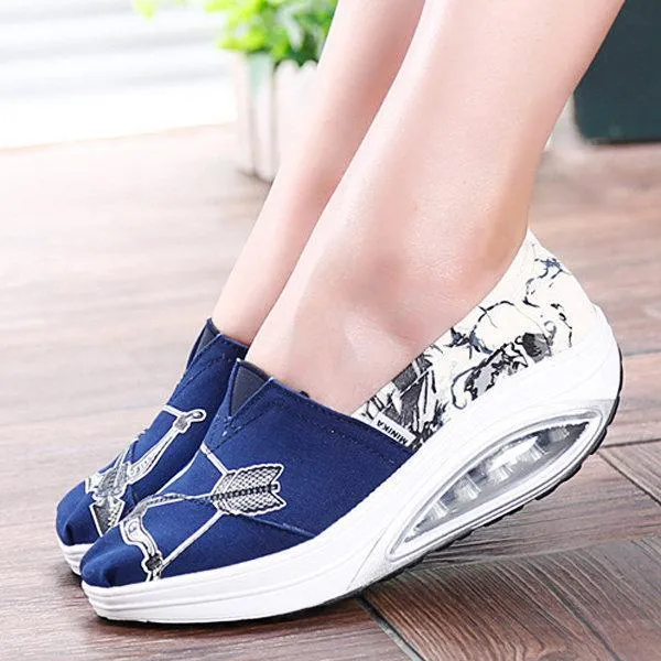 Pattern Color Blocking Canvas Platform Rocker Sole Shake Shoes