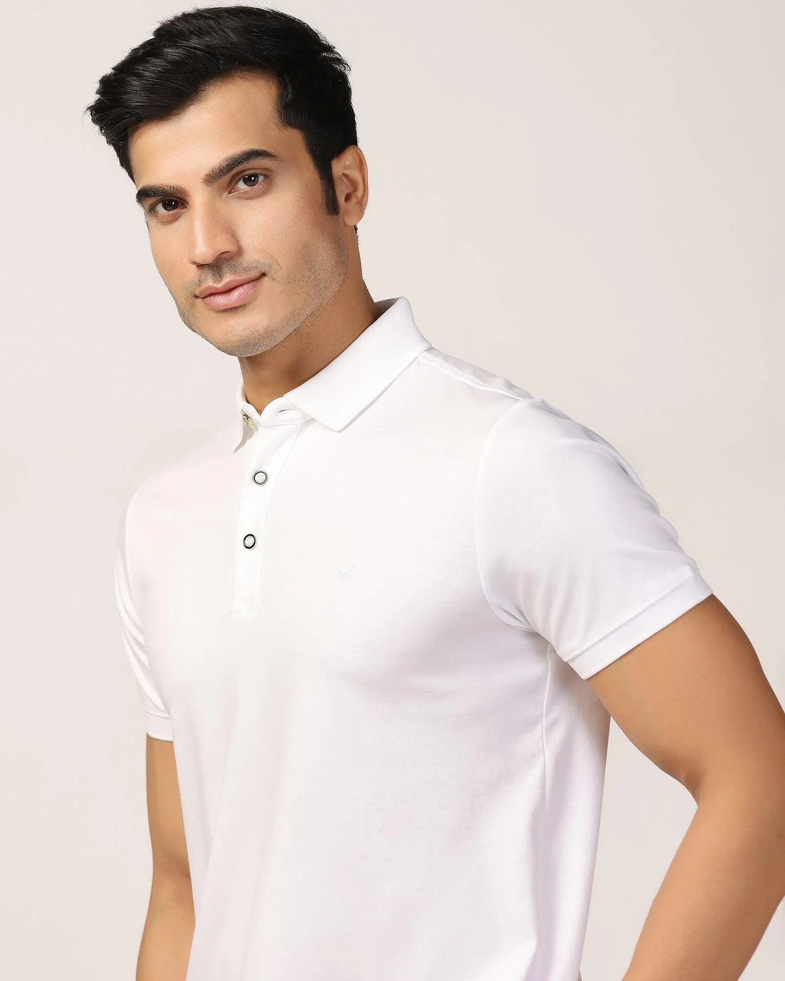 Polo White Solid T-Shirt - Toll