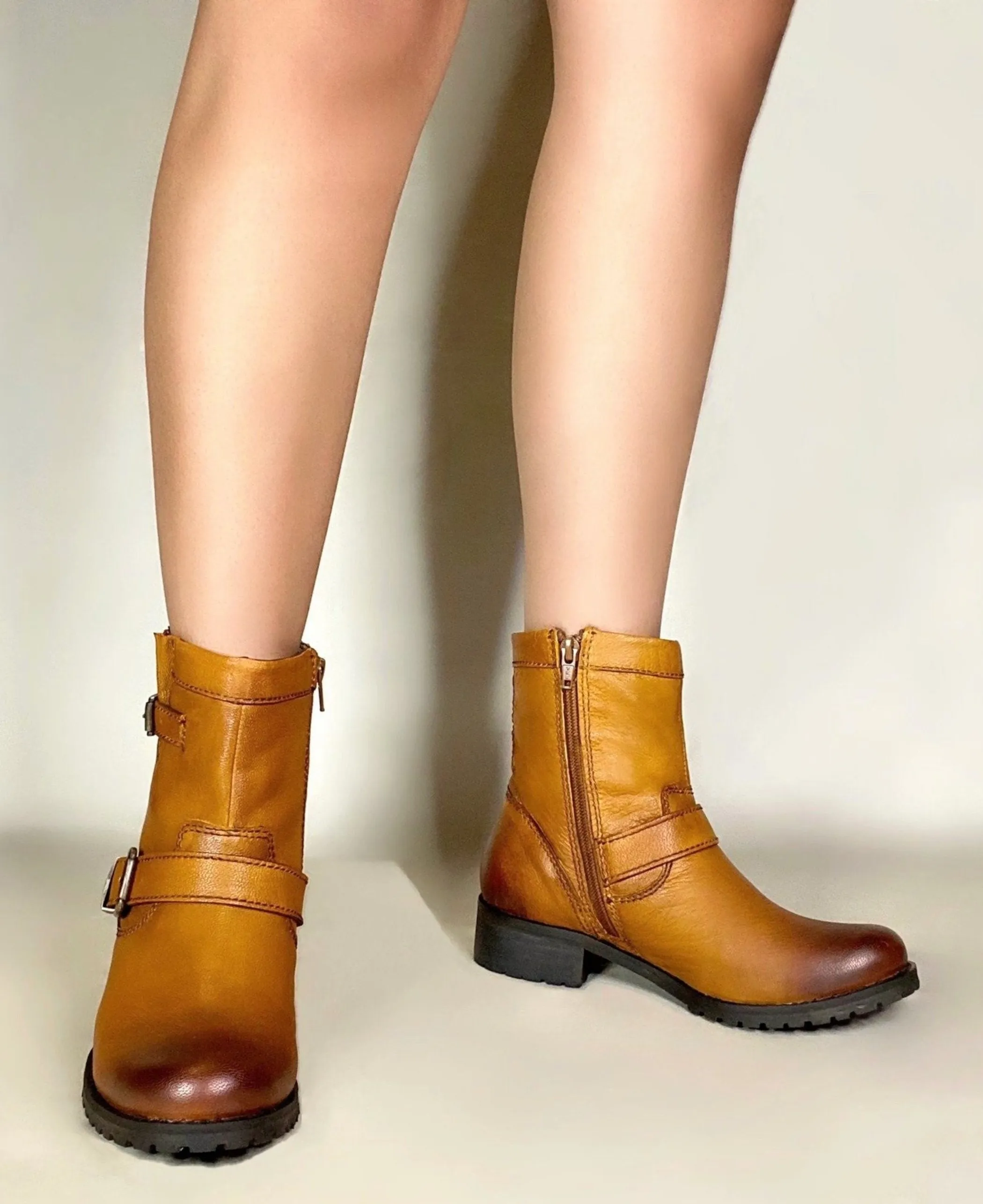 Queen Short Riding Boot