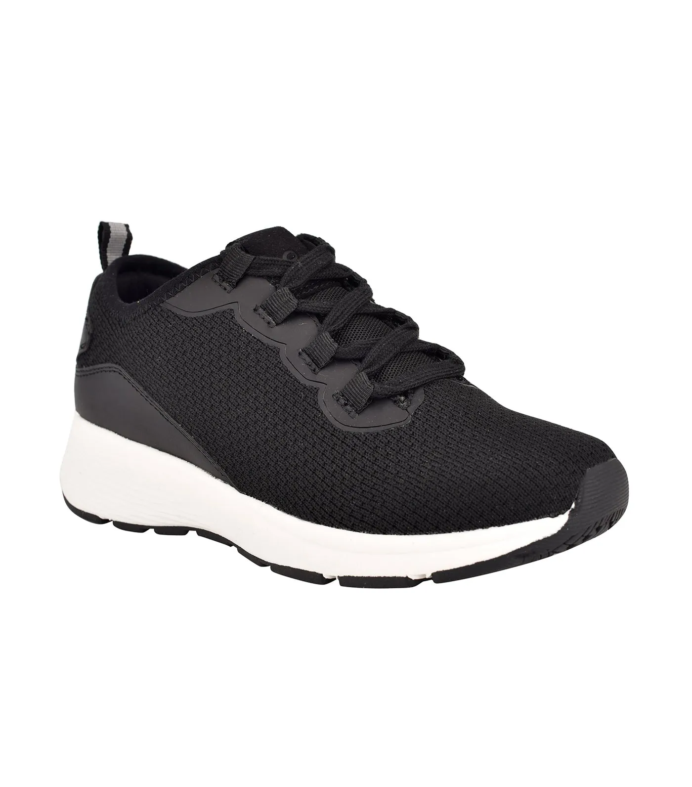 Skip Walking Shoes Black