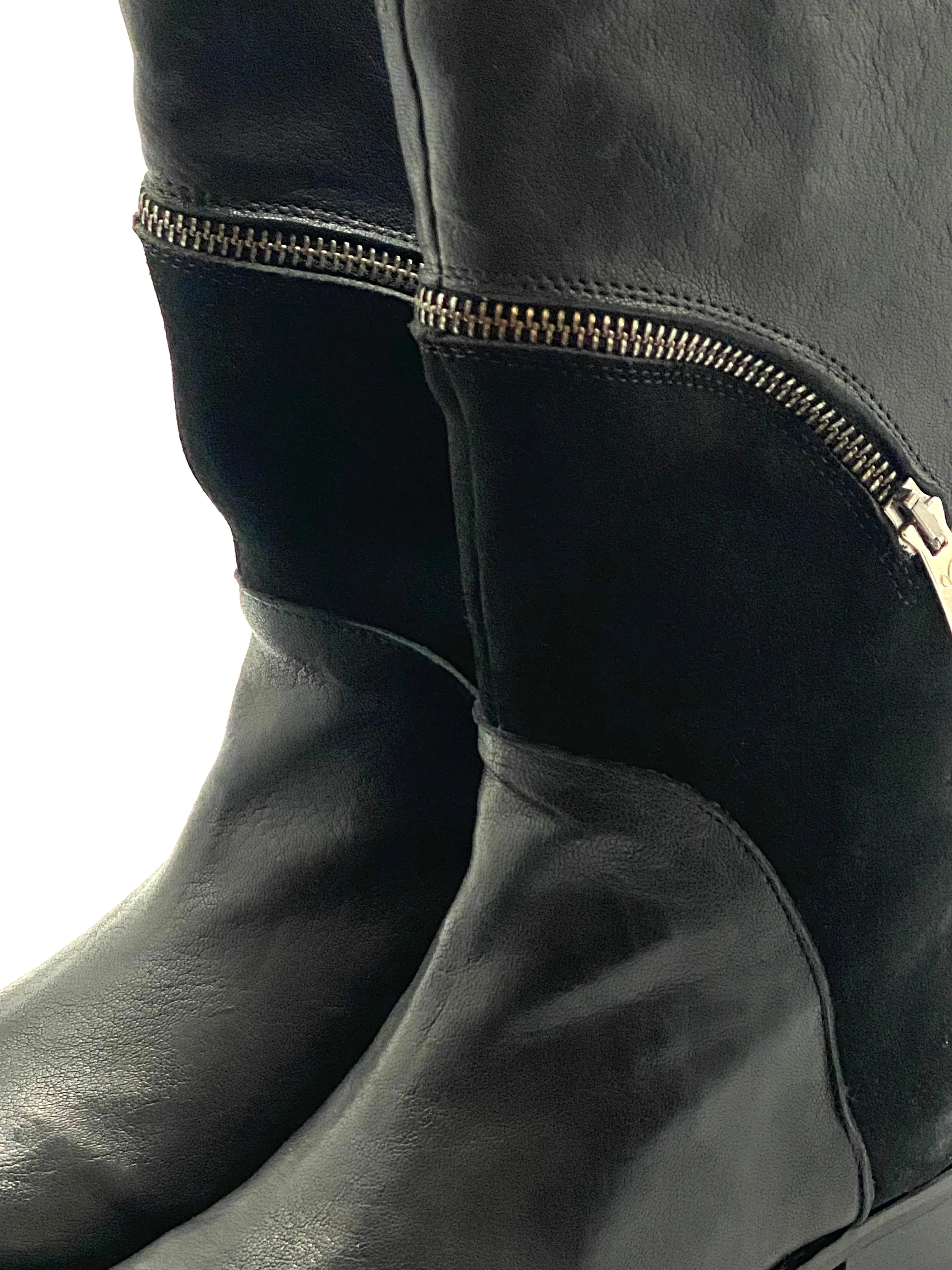 St Chappelle - Black Leather boot- Last pairs 36