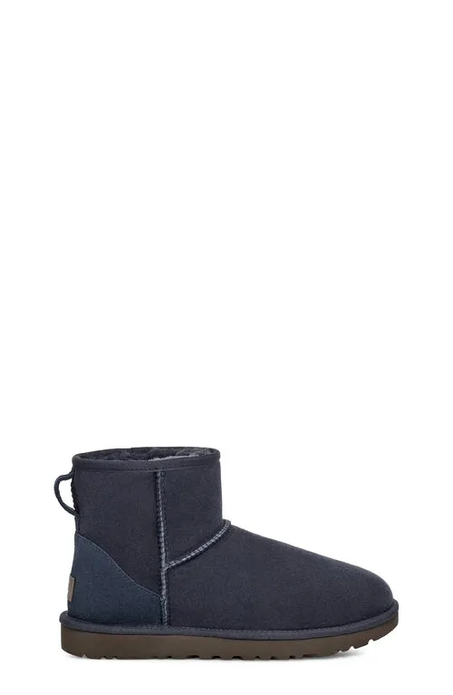 UGG Womens Classic Mini II Boots