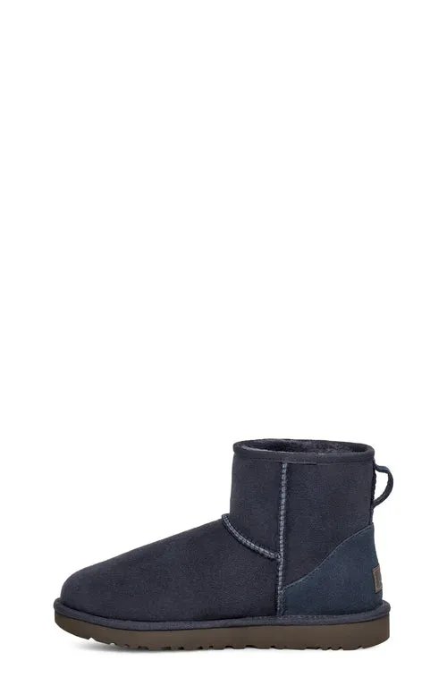 UGG Womens Classic Mini II Boots