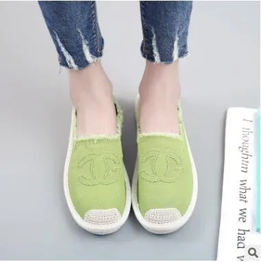 Women Flats Shoes Slip On Casual Ladies Canvas Shoes