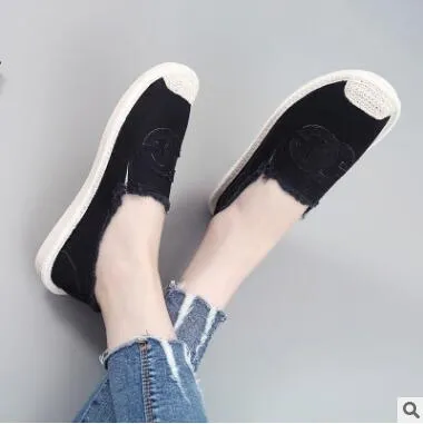 Women Flats Shoes Slip On Casual Ladies Canvas Shoes