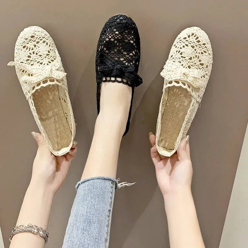 Women's Embroidered Hollow Out Bow Decor Flat Shoes