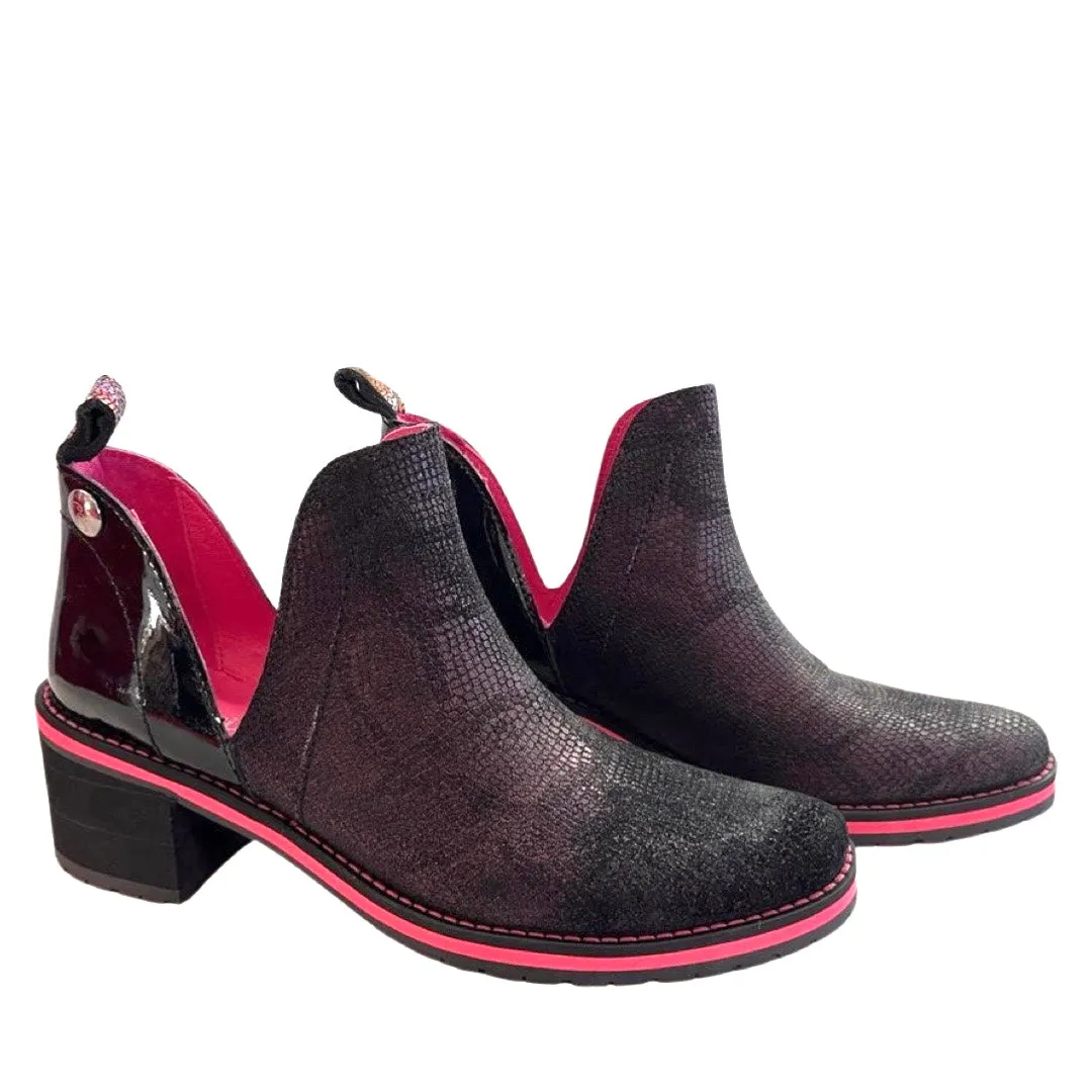 Zigg - Purple- Black ankle boot